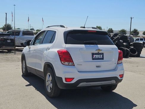 Used 2020 Chevrolet Trax LT FWD image 7