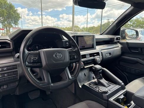 Used 2024 Toyota Tacoma SR5 AWD/4WD image 21