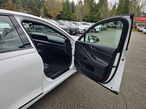 New 2026 Genesis G80 3.5T Prestige image 28