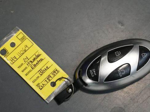 New 2024 Hyundai Elantra SEL w/ Convenience Package image 37