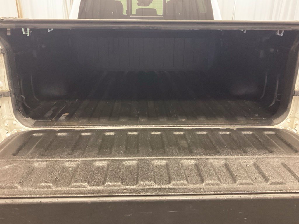 Used 2021 RAM 1500 Laramie w/ Sport Appearance Package AWD/4WD image 29