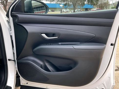 Certified 2025 Hyundai Tucson SEL image 20