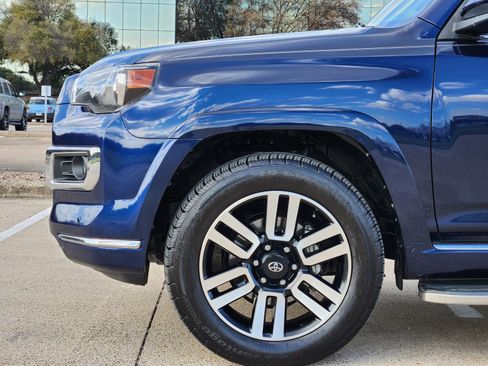 Used 2022 Toyota 4Runner Limited image 8