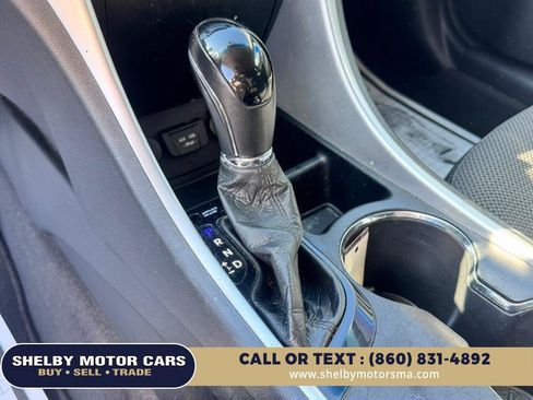 Used 2011 Hyundai Sonata SE image 11