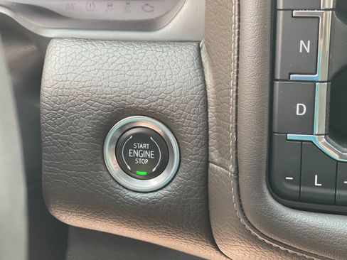 Used 2022 GMC Yukon Denali AWD/4WD image 27