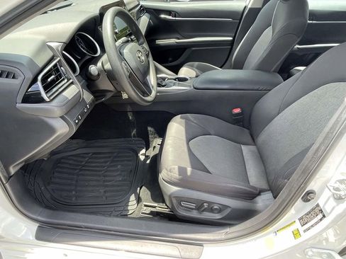 Used 2022 Toyota Camry LE FWD image 14
