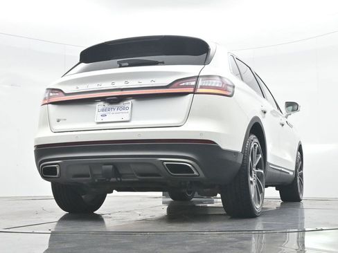 Used 2022 Lincoln Nautilus Reserve w/ Equipment Group 201A AWD/4WD image 38