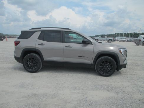 New 2026 GMC Terrain Elevation w/ Black Edition image 3