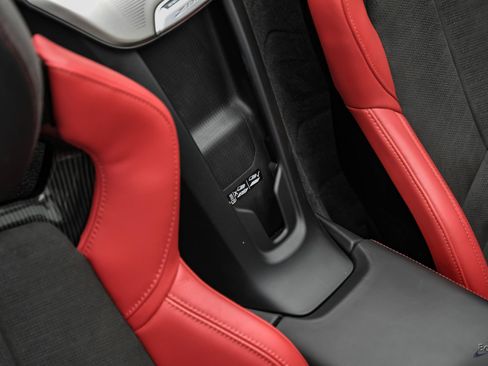 Used 2024 Chevrolet Corvette Z06 RWD image 69