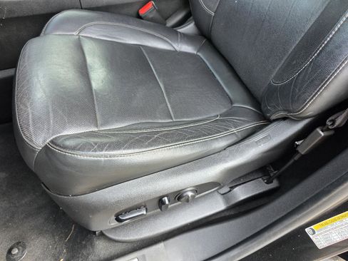 Used 2019 GMC Acadia SLT FWD image 42