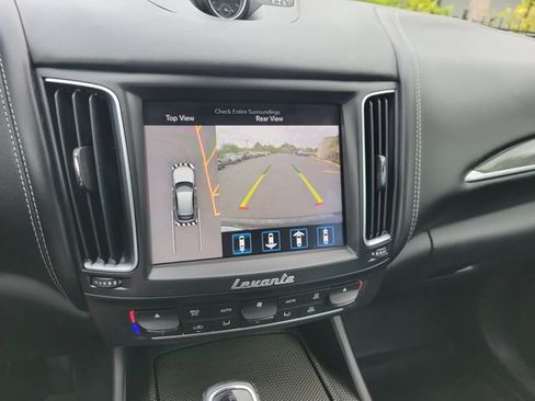 Used 2019 Maserati Levante AWD/4WD image 24