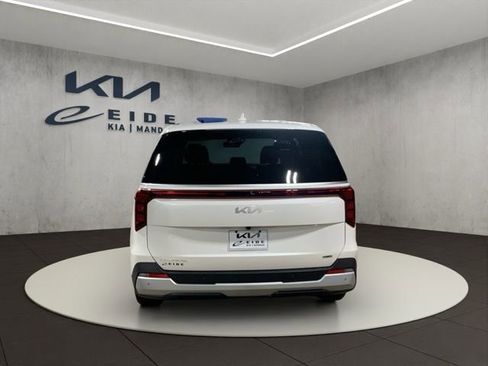 New 2026 Kia Carnival LXS image 4