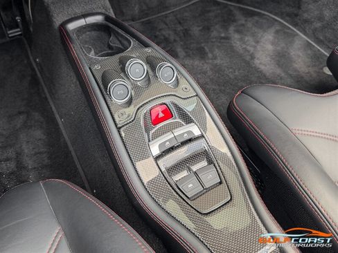 Used 2013 Ferrari 458 Spider RWD image 16