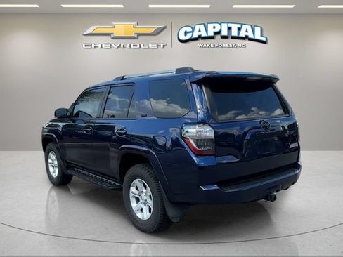 Used 2021 Toyota 4Runner SR5 Premium w/ Moonroof Package AWD/4WD image 3