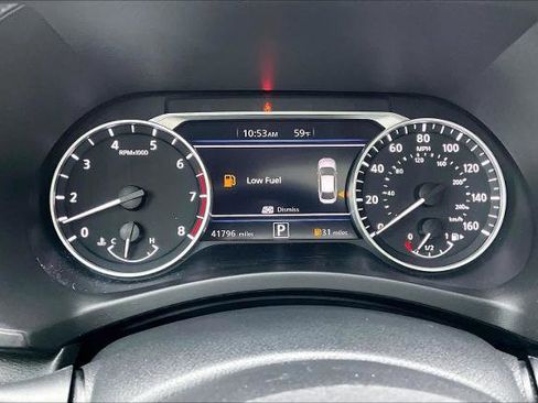 Certified 2023 Nissan Sentra SR w/ SR Premium Package image 25