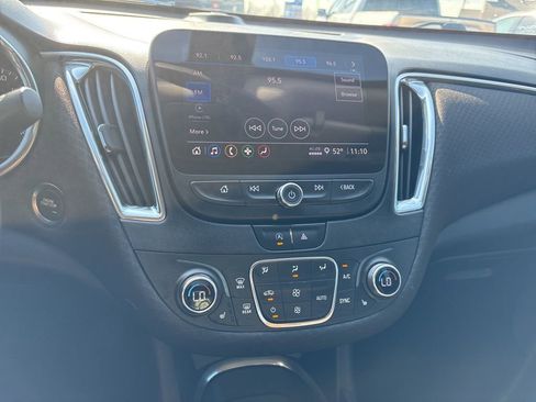 Used 2021 Chevrolet Malibu LT w/ Redline Edition image 12