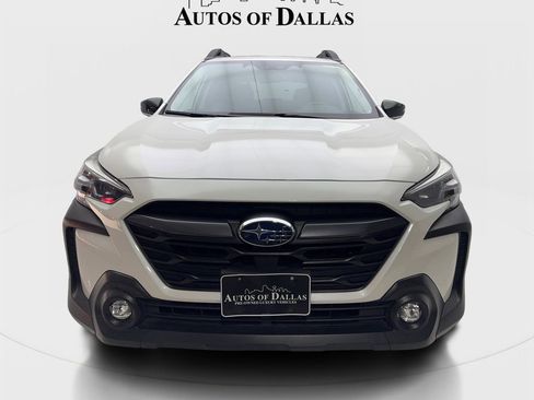 Used 2025 Subaru Outback Premium image 3