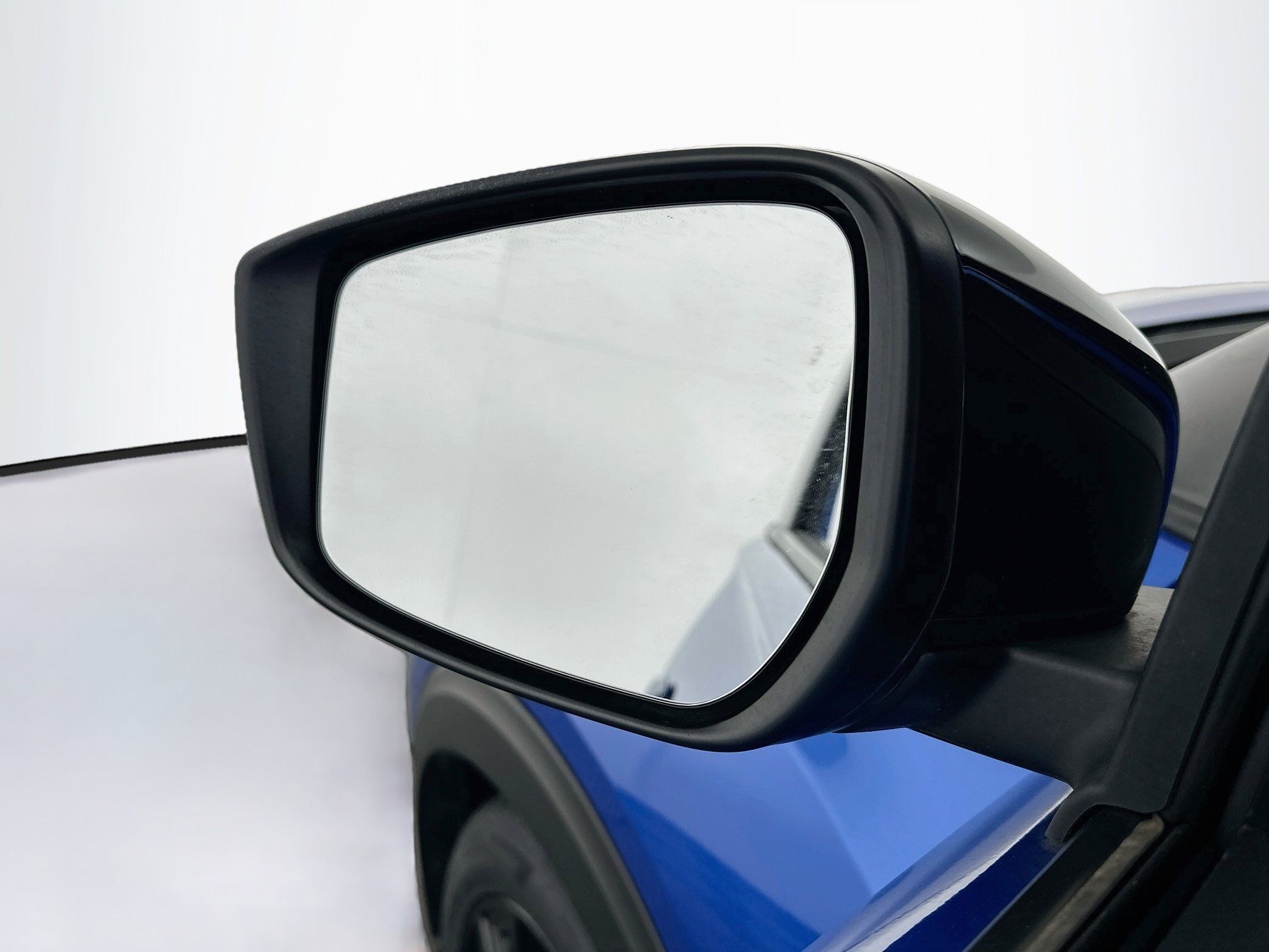 Used 2024 Nissan Kicks SR w/ SR Premium Package FWD image 16