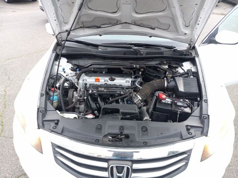 Used 2011 Honda Accord EX-L image 11