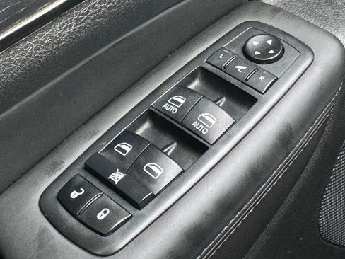 Used 2020 Jeep Grand Cherokee High Altitude AWD/4WD image 31