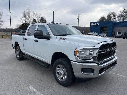 Used 2024 RAM 2500 Tradesman w/ Chrome Appearance Group image 2