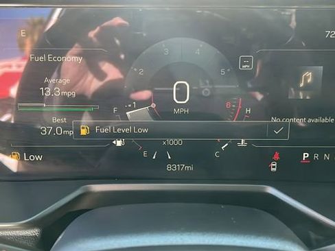 Used 2025 GMC Acadia Elevation w/ Elevation Premium Package FWD image 6