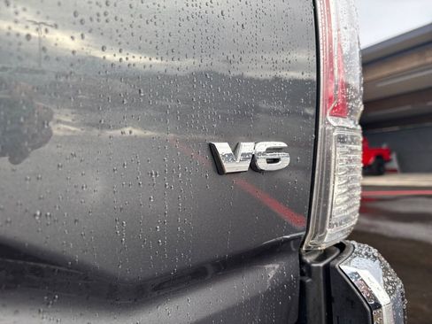 Used 2021 Toyota Tacoma TRD Off-Road image 33