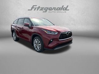 New 2026 Toyota Highlander Platinum 360° Tour