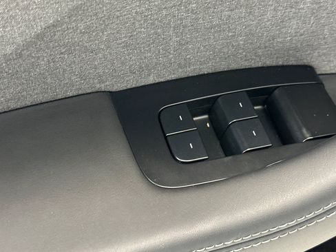 Used 2026 Tesla Model 3 RWD image 14