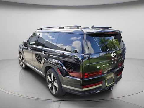 Used 2024 Hyundai Santa Fe Limited image 7