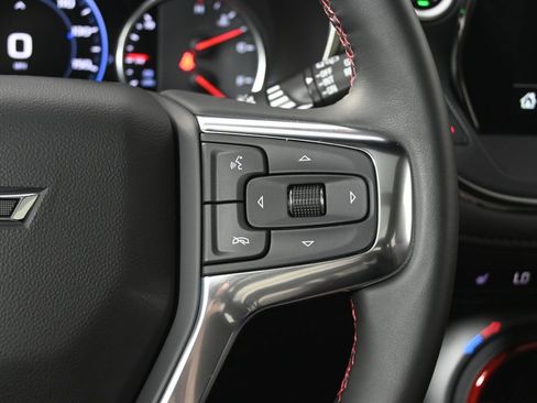 Used 2025 Chevrolet Blazer RS w/ Enhanced Convenience Package AWD/4WD image 39