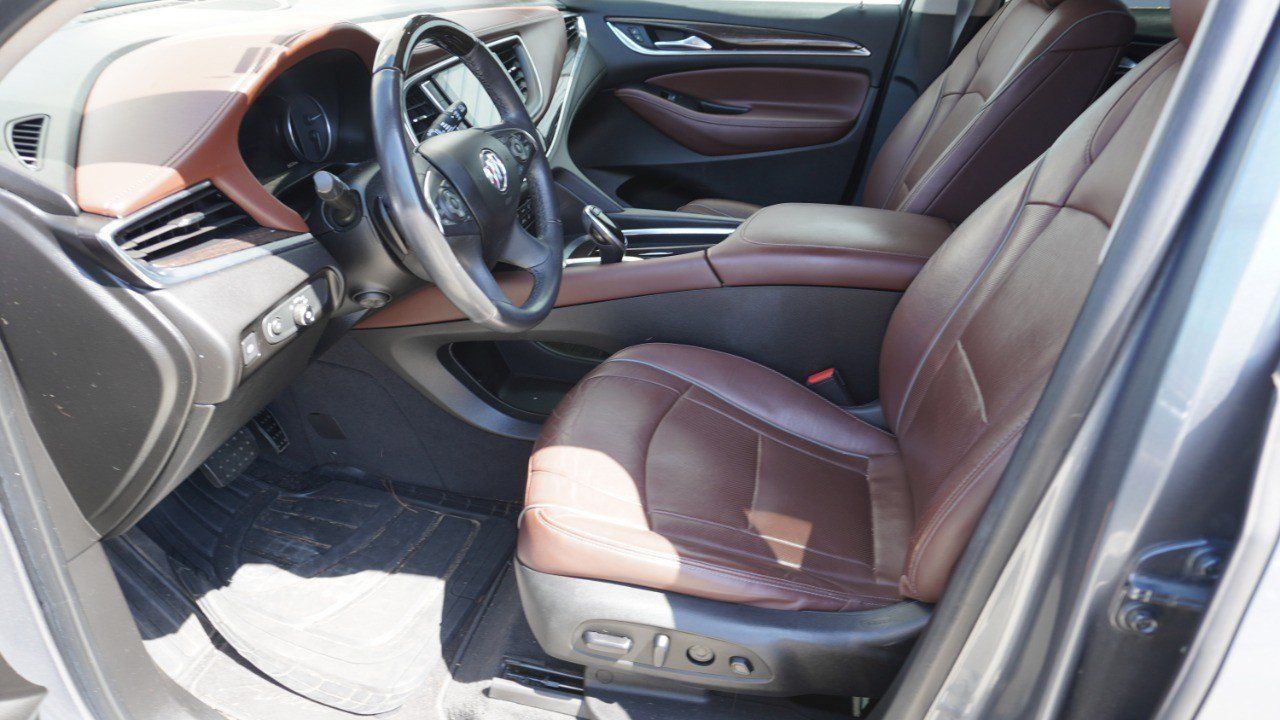 Used 2020 Buick Enclave Avenir w/ Trailering Package, 5000 lbs. FWD image 9