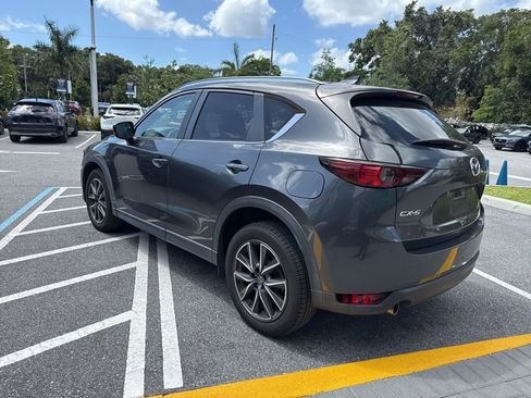 Used 2018 MAZDA CX-5 Touring image 11