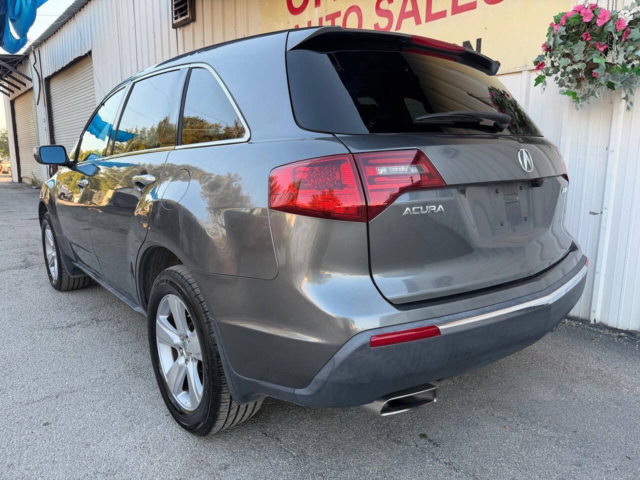Used 2010 Acura MDX w/ Technology Package AWD/4WD image 10