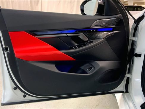 Used 2026 BMW M5 w/ Carbon Package image 42