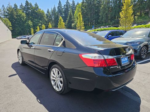 Used 2014 Honda Accord Touring image 41