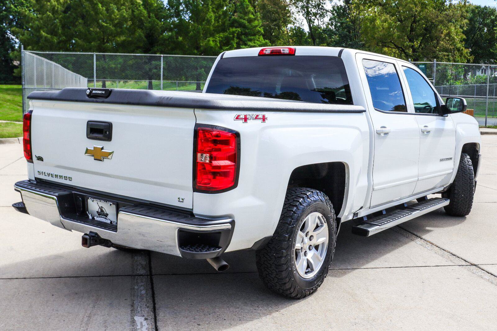 Used 2017 Chevrolet Silverado 1500 LT w/ All Star Edition AWD/4WD image 14