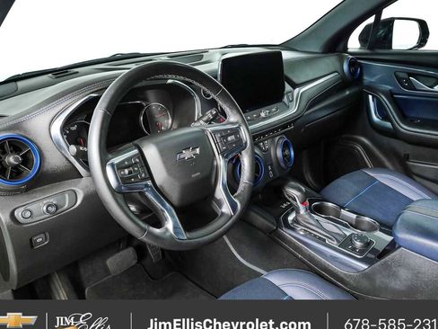 Certified 2023 Chevrolet Blazer RS w/ Driver Confidence II Package AWD/4WD image 4