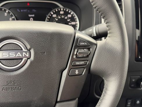 Used 2024 Nissan Frontier SV w/ SV Convenience Package image 13