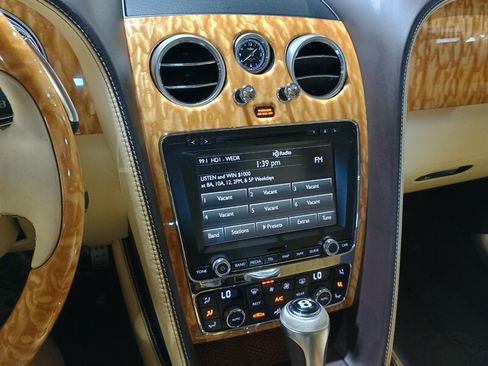 Used 2016 Bentley Flying Spur V8 AWD/4WD image 25