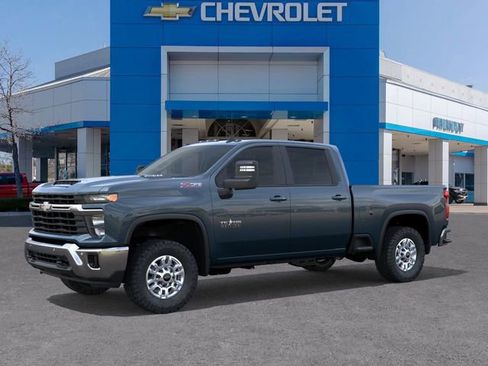 New 2026 Chevrolet Silverado 2500 LT image 2
