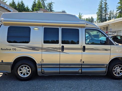 Used 2012 Chevrolet Express 2500 w/ Power Package image 4