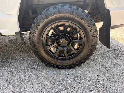Used 2022 Ford F150 XLT w/ Equipment Group 302A High AWD/4WD image 32