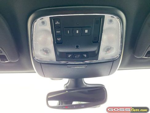 Used 2019 Dodge Durango R/T w/ Technology Group image 16