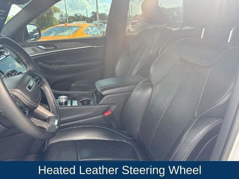 Used 2022 Jeep Grand Cherokee L Overland w/ Luxury Tech Group IV RWD image 15