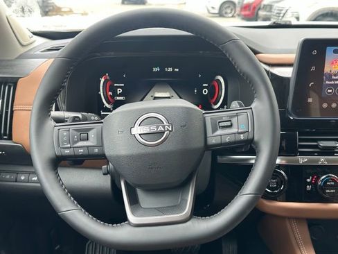 New 2026 Nissan Pathfinder Platinum w/ Cargo Package image 13