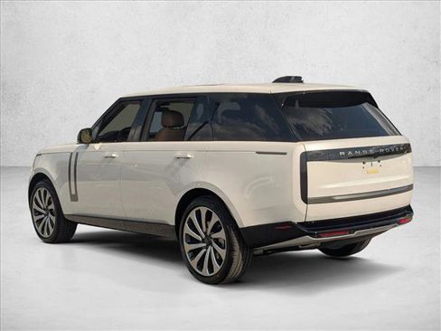 New 2026 Land Rover Range Rover Long Wheelbase SE AWD/4WD image 9