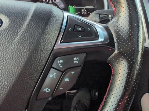 Used 2020 Ford Edge ST-Line image 25