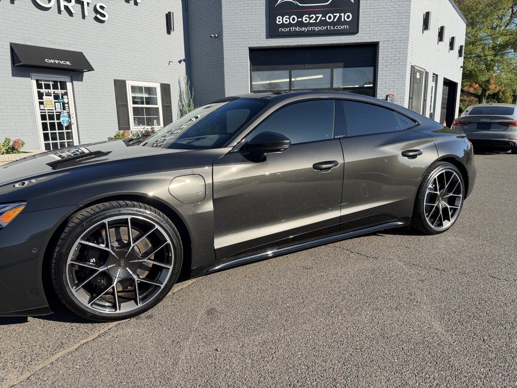 Used 2025 Audi S e-tron GT Prestige AWD/4WD image 13