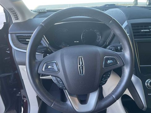 Used 2019 Lincoln MKC Reserve w/ MKC Climate Package image 10